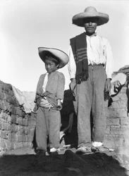 Campesino en zoon, staat Veracruz, Mexico, 1927